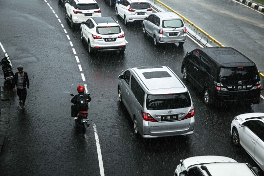 Musim Hujan, Warga DKI Jakarta Diharap Mewaspadai Banjir