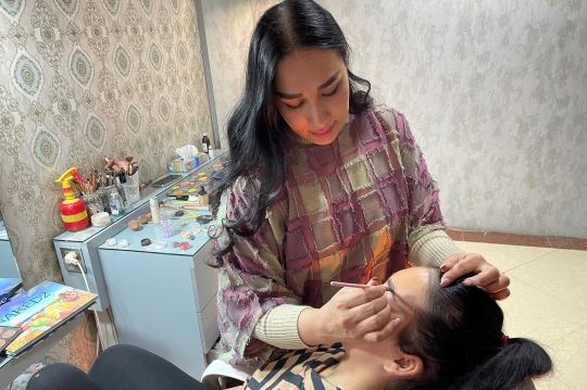 Potret Salon Kecantikan yang Nekat Menentang Taliban