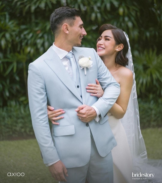 Penuh Haru, Ini Potret Pernikahan Jessica Iskandar dan Vincent Verhaag