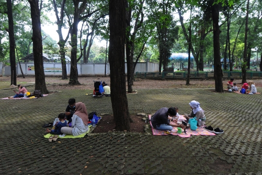 Mulai Hari Ini Taman Margasatwa Ragunan Kembali Dibuka