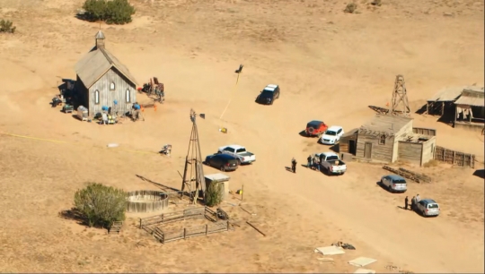 Lokasi Insiden Tragis Saat Aktor Alec Baldwin Tembak Kru