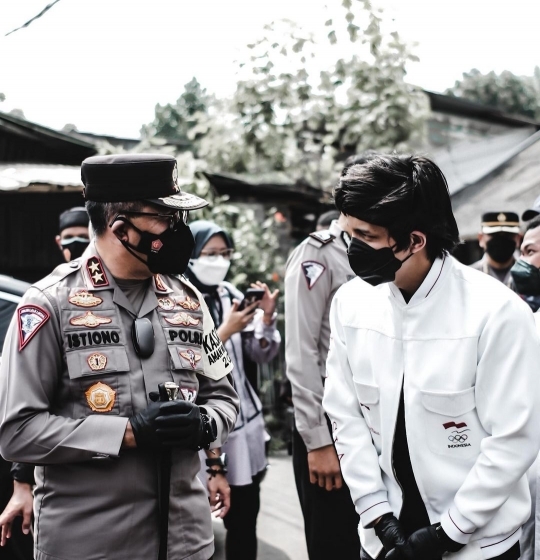 Sempat 'Blusukan' Bersama, Ini Momen Keakraban Atta Halilintar Bareng Jenderal Polisi