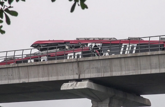 Kondisi Ringsek Kereta LRT Jabodebek Usai Tabrakan di Cibubur