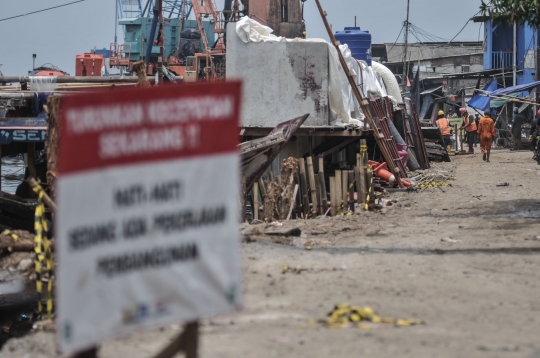 Pembangunan Tanggul Pantai Jakarta