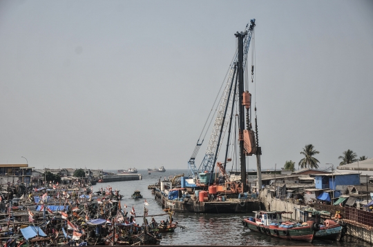 Pembangunan Tanggul Pantai Jakarta