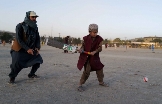 Permainan Kriket di Afghanistan Terus Menggeliat