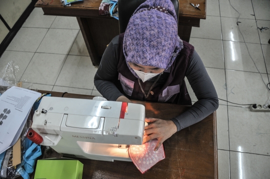 Pelatihan Kerajinan Tangan dari Kain Perca