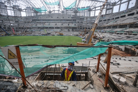 Melihat Lebih Dekat Rumput Hybrid di Jakarta International Stadium