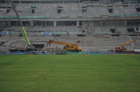 Melihat Lebih Dekat Rumput Hybrid di Jakarta International Stadium