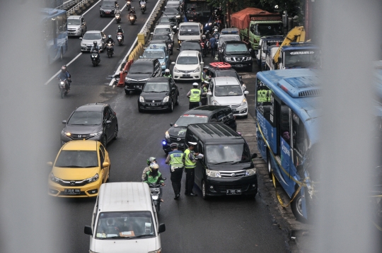 Pemberlakuan Sanksi Tilang Bagi Pelanggar Ganjil Genap