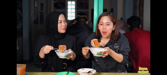 Shanty Istri Denny Cagur Tantang Mantan TKW Makan Bakso Super Pedas, Ini Potretnya