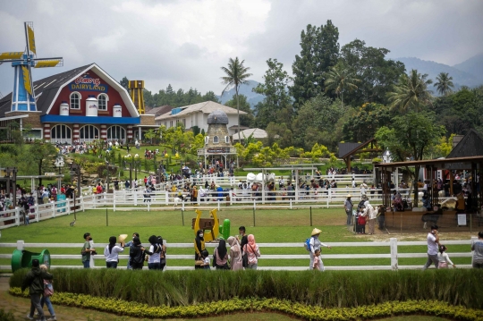 Pengunjung Padati Wisata Kawasan Puncak