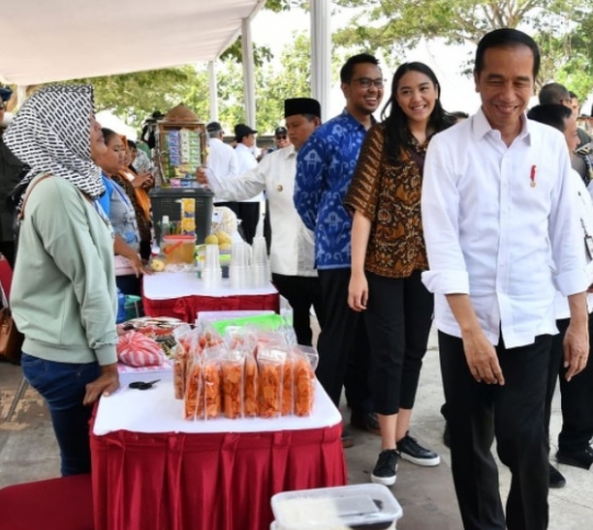 Dua Anak Konglomerat Indonesia jadi Anak Buah Jokowi, Ini Sosoknya Cantik dan Pintar