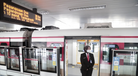 LRT Jakarta Rute Velodrome-Gading Sepi Peminat