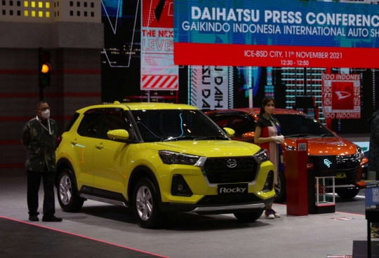 Melihat Pameran Mobil Baru di GIIAS 2021