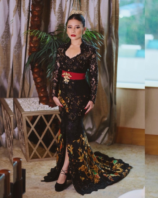 Potret Cantik Prilly Latuconsina Berkebaya Hitam, Banjir Pujian Para Artis