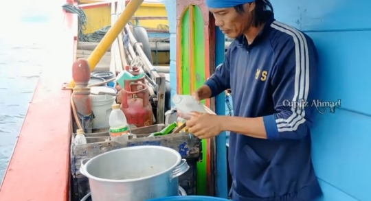 Begini Potret Suka Duka Kehidupan Nelayan Tradisional saat di Tengah Laut