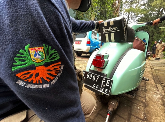Antusiasme Pengguna Vespa Ikut Uji Emisi