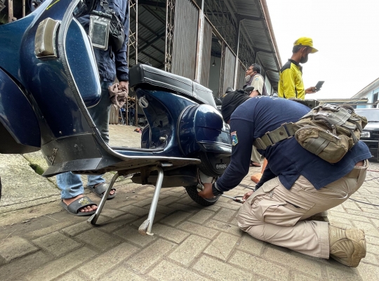 Antusiasme Pengguna Vespa Ikut Uji Emisi