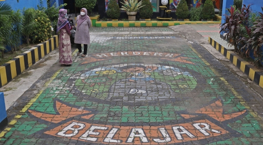 Muncul Klaster Covid-19, Belajar Tatap Muka di Pancoran Mas Depok Dihentikan