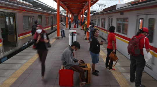 Bangunan Baru Stasiun Bekasi Diaktifkan Layani Penumpang KRL