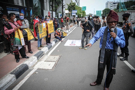 Masyarakat Adat Tono Batak Geruduk Kantor Luhut Binsar Panjaitan