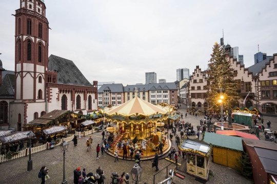 Semarak Pasar Natal Jerman di Tengah Lonjakan Covid-19
