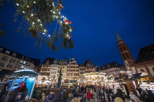 Semarak Pasar Natal Jerman di Tengah Lonjakan Covid-19