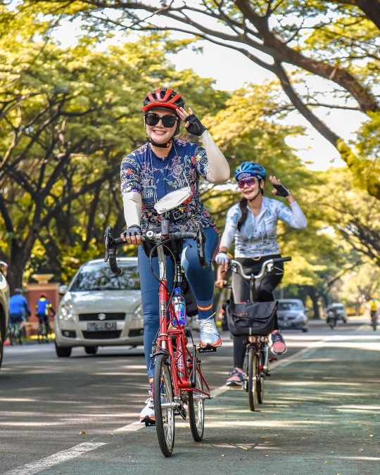 Intip Gaya Bella Saphira Bersepeda Tempuh Puluhan KM, Penampilannya Curi Perhatian