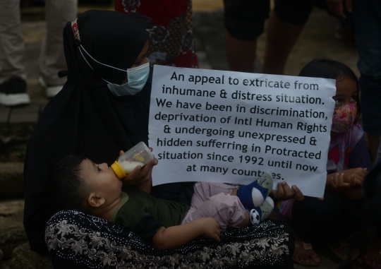 Aksi Demo Pengungsi Rohingya di Depan Gedung UNHCR