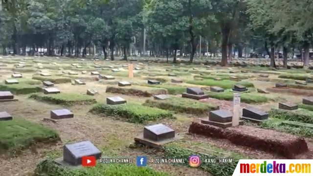 Potret pemakaman  TPU Pondok Ranggon, yang berada di Jakarta Timur, Di lokasi ini menjadi makam Julia Perez.