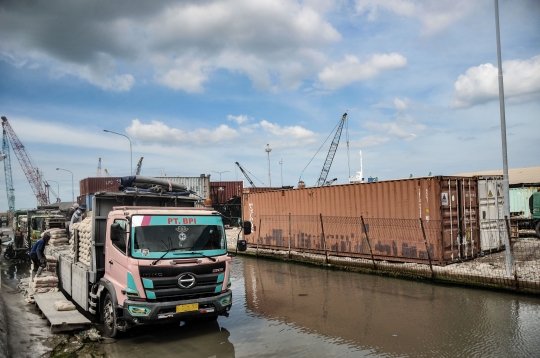 Banjir Rob Berkepanjangan di Pelabuhan Sunda Kelapa