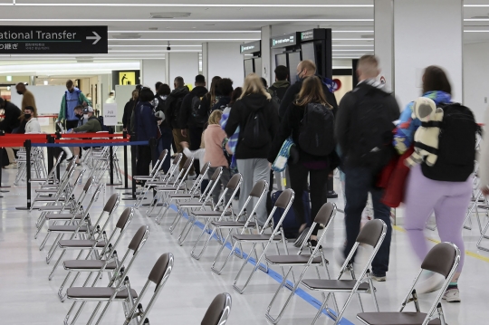 Suasana Bandara Jepang Jelang Larangan Masuk Warga Asing