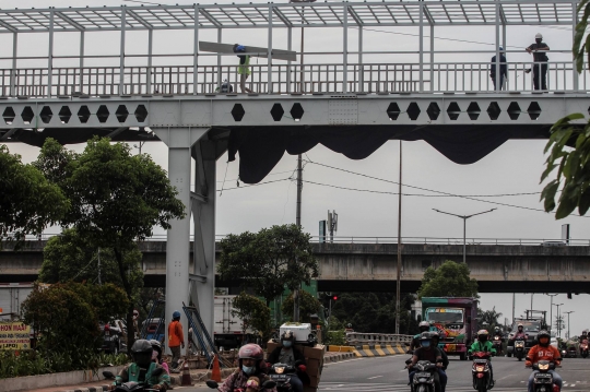 Progres JPO RPTRA Kalijodo yang Ramah Disabilitas