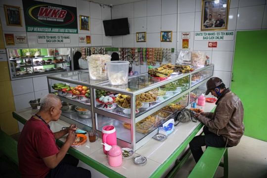 Pembatasan Jam Operasional Warung Makan saat PPKM Level 2