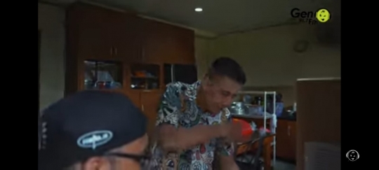 Seluas 2 Hektar, Ini 7 Potret Rumah Iwan Fals Bikin Melongo, Ada Tempat Konsernya