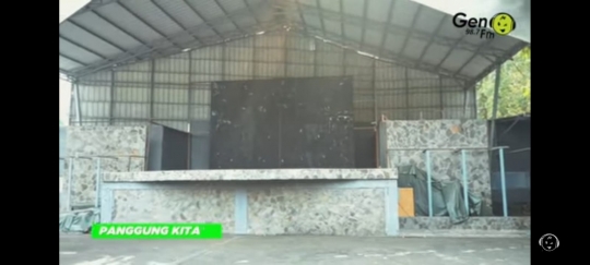 Seluas 2 Hektar, Ini 7 Potret Rumah Iwan Fals Bikin Melongo, Ada Tempat Konsernya