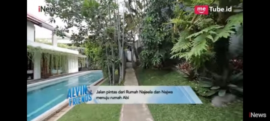7 Potret Rumah Masa Kecil Najwa Shihab, Halaman Belakangnya Luas Ada Kolam Renang
