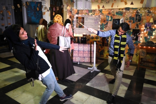 Terinspirasi Harry Potter, Mahasiswa Pakistan Ubah Kampus Jadi Hogwarts