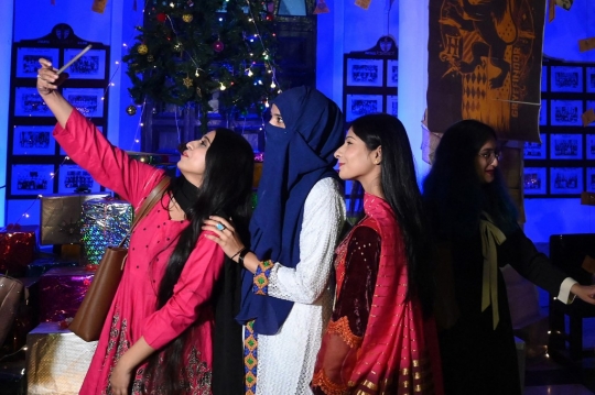 Terinspirasi Harry Potter, Mahasiswa Pakistan Ubah Kampus Jadi Hogwarts