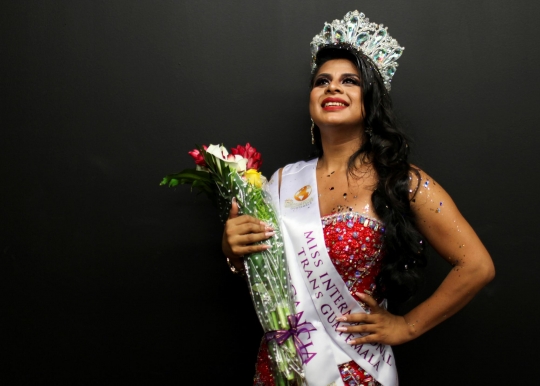Aksi Kontestan Transgender di Final Miss International Trans Guatemala