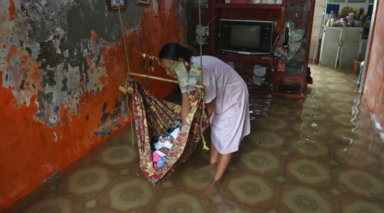 Banjir Rob Rendam Muara Gembong