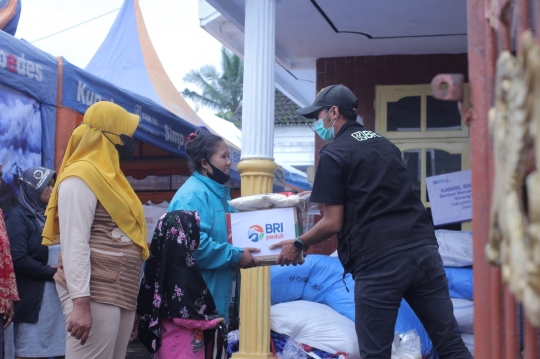 BRI Bangun Posko Peduli Bencana Semeru