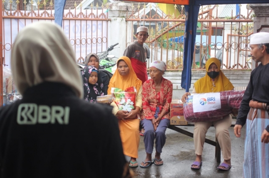 BRI Bangun Posko Peduli Bencana Semeru