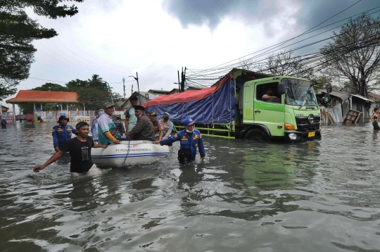 Banjir Rob 1 Meter Rendam Kawasan Sunda Kelapa