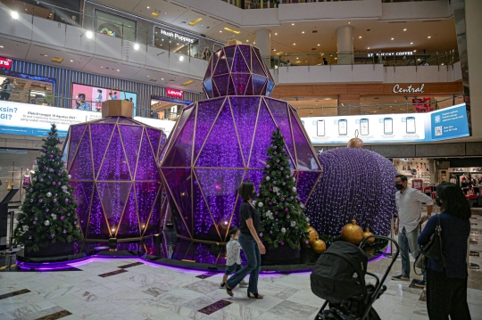 Dekorasi Unik Menyambut Natal di Grand Indonesia