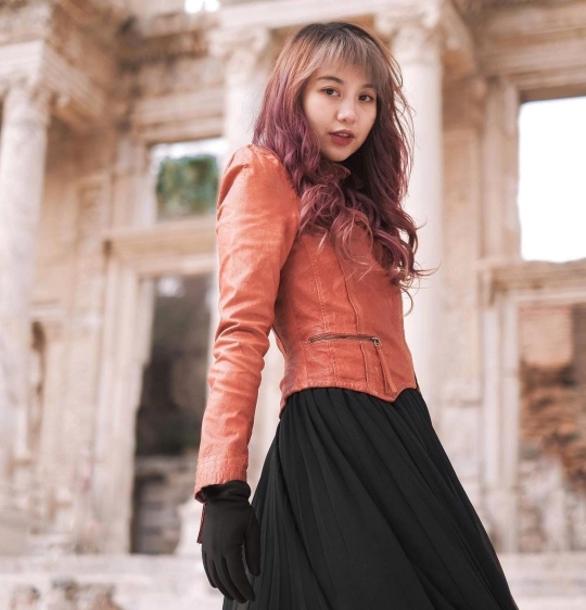 5 Potret Ghea Indrawari Liburan di Turki, Gayanya Kece dan Fashionable Abis
