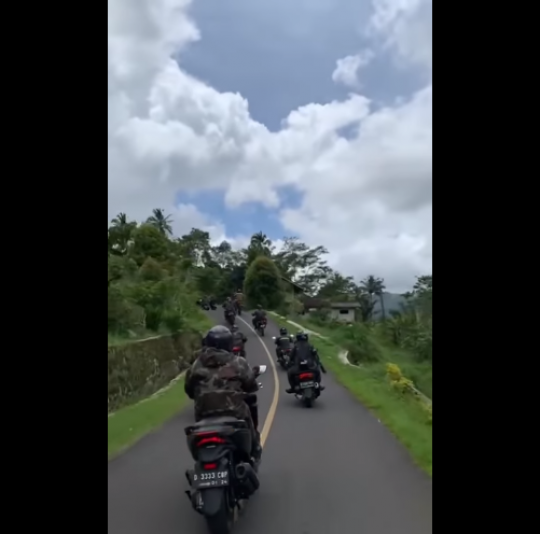 Keren Jenderal! Ini Potret Pangdam Siliwangi Mayjen Agus Motoran Datangi Koramil