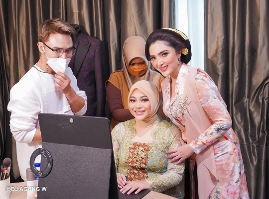 Ashanty Bikin Pangling, Cantik Banget Berkebaya dan Sanggul Jawa di 7 Bulanan Aurel