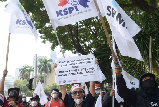 Aksi Unjuk Rasa Tuntut Tanggung Jawab Indosat